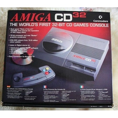 AMIGA CD 32 en boite