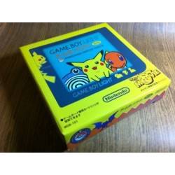 GAMEBOY LIGHT POKEMON complète