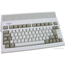 AMIGA 600 avec boite