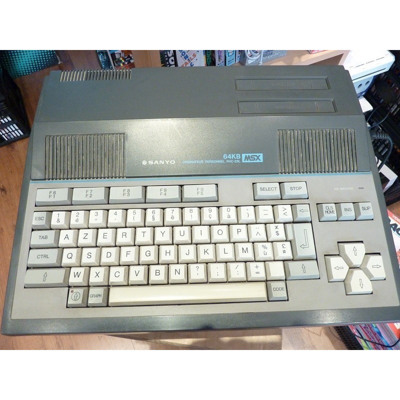 CONSOLE MSX SANYO Phc 28