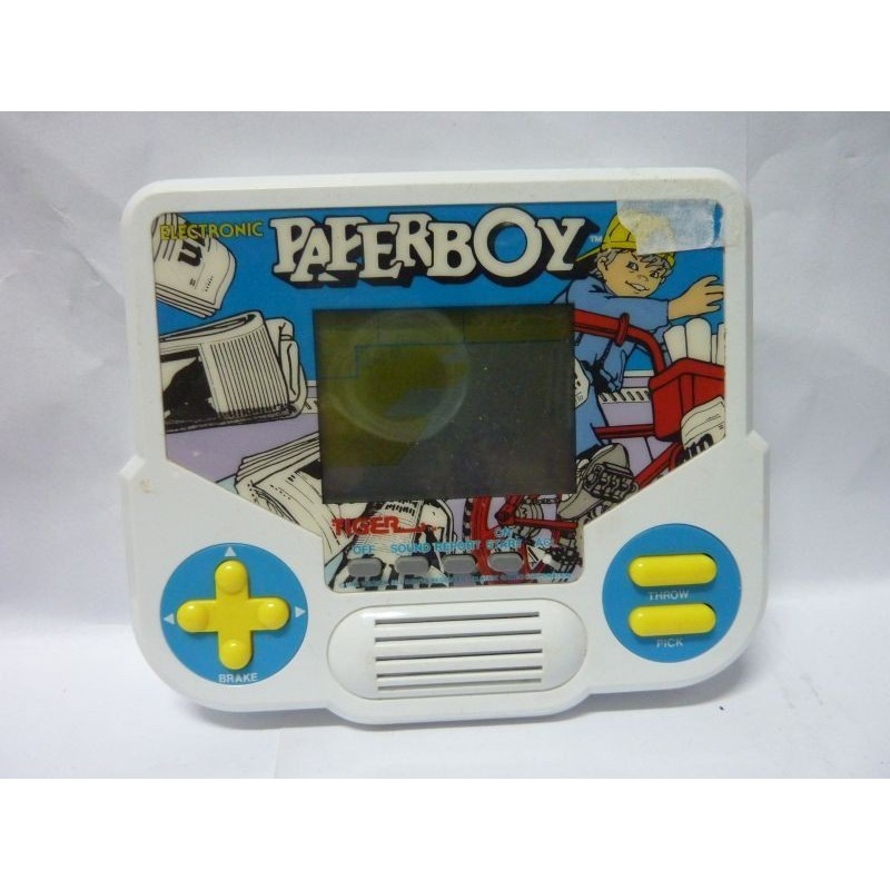 paperboy-tiger-electronic-game