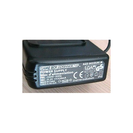 TRANSFO GBA SP Nintendo Officiel