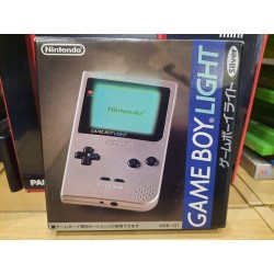 GAMEBOY LIGHT Silver en boite (Etat Neuf)