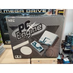 PCENGINE BLANCHE en boite + AV BOOSTER