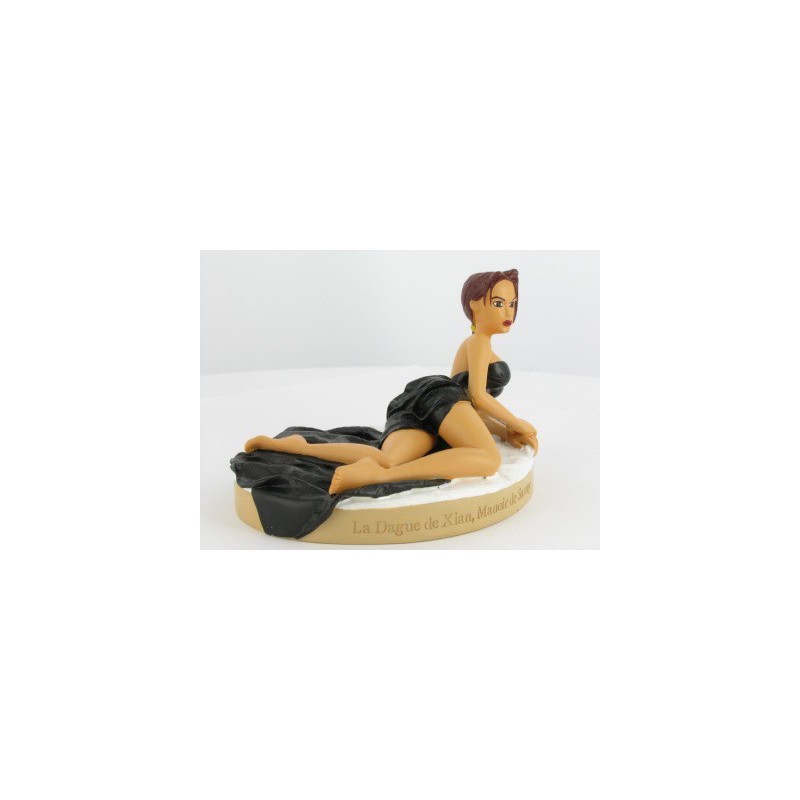FIGURINE LARA CROFT la dague de xian, manoir de surrey